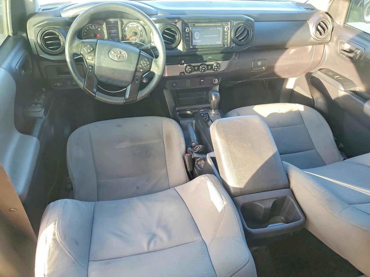 2019 TOYOTA TACOMA photo 8
