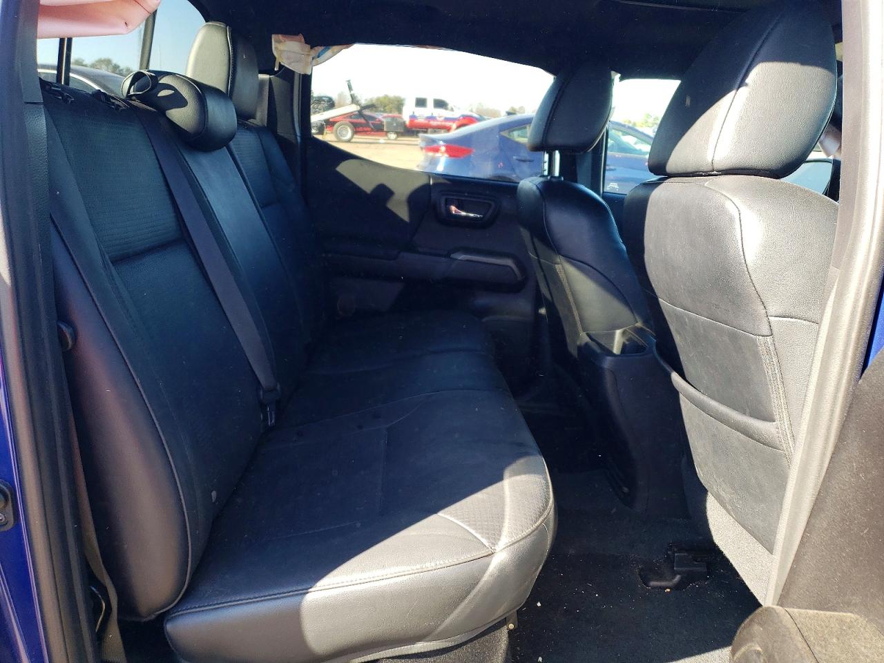 2022 TOYOTA TACOMA DOUBLE CAB photo 10