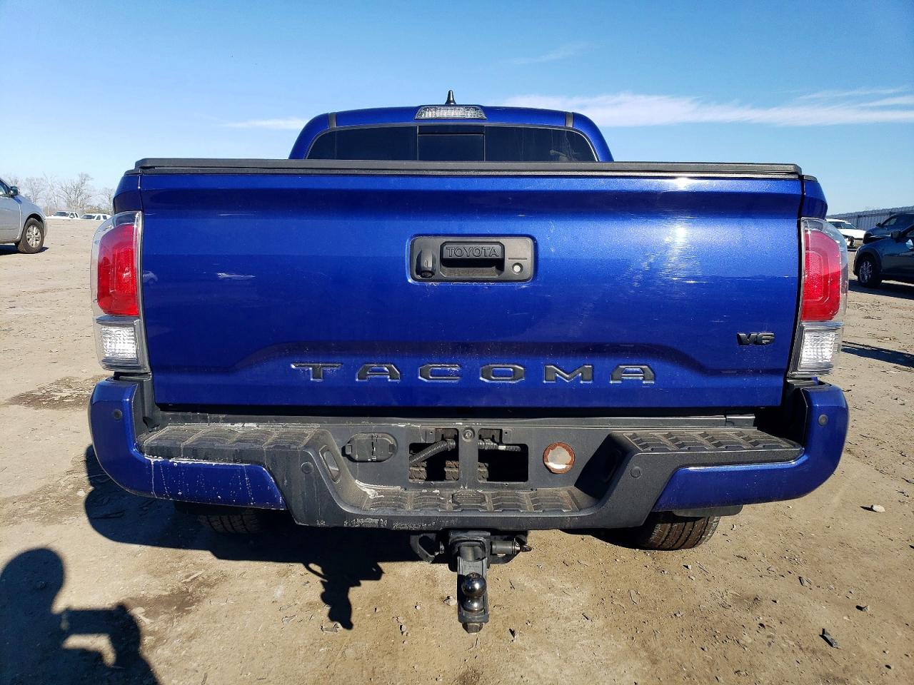 2022 TOYOTA TACOMA DOUBLE CAB photo 6