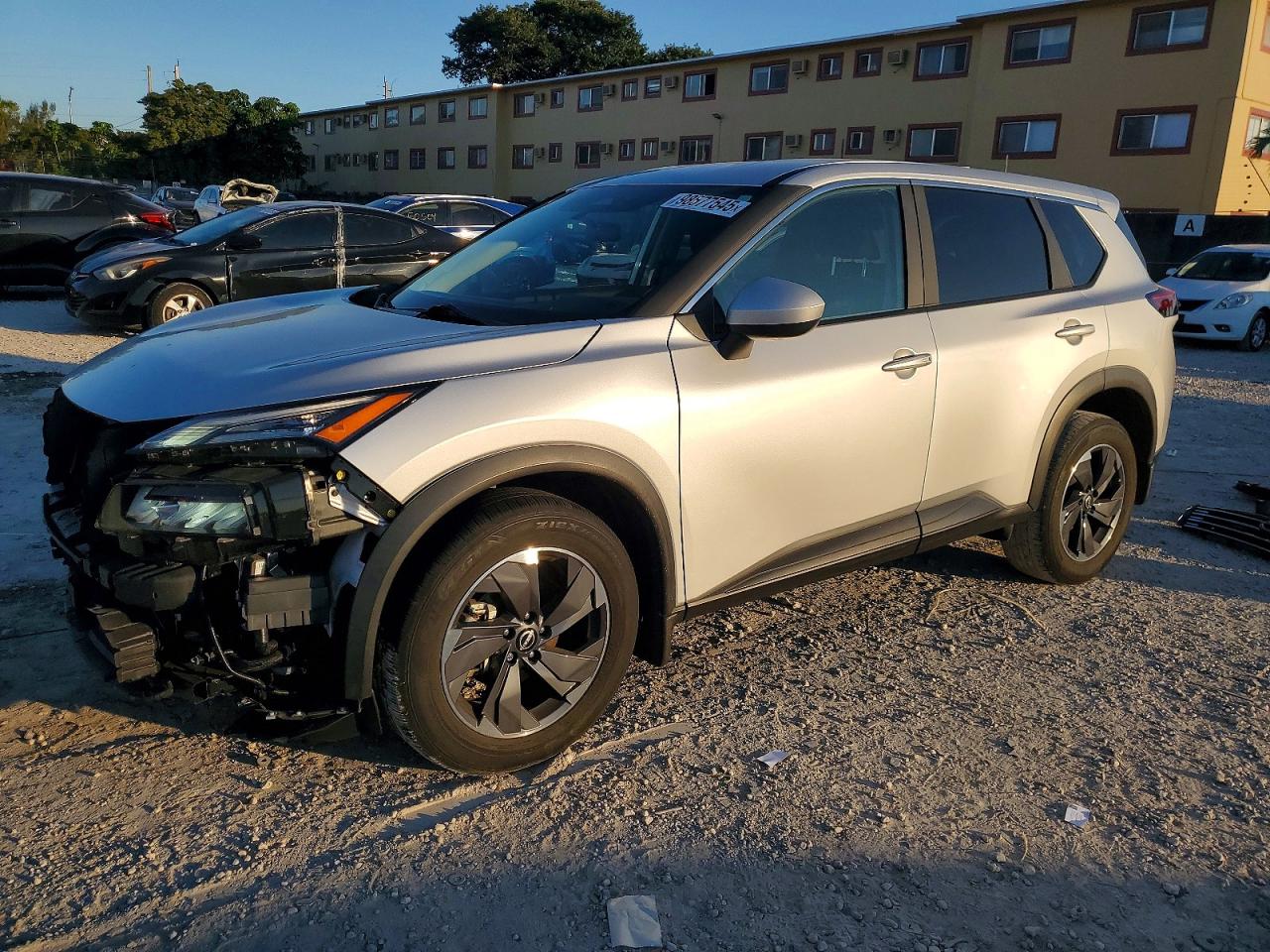 2024 NISSAN ROGUE