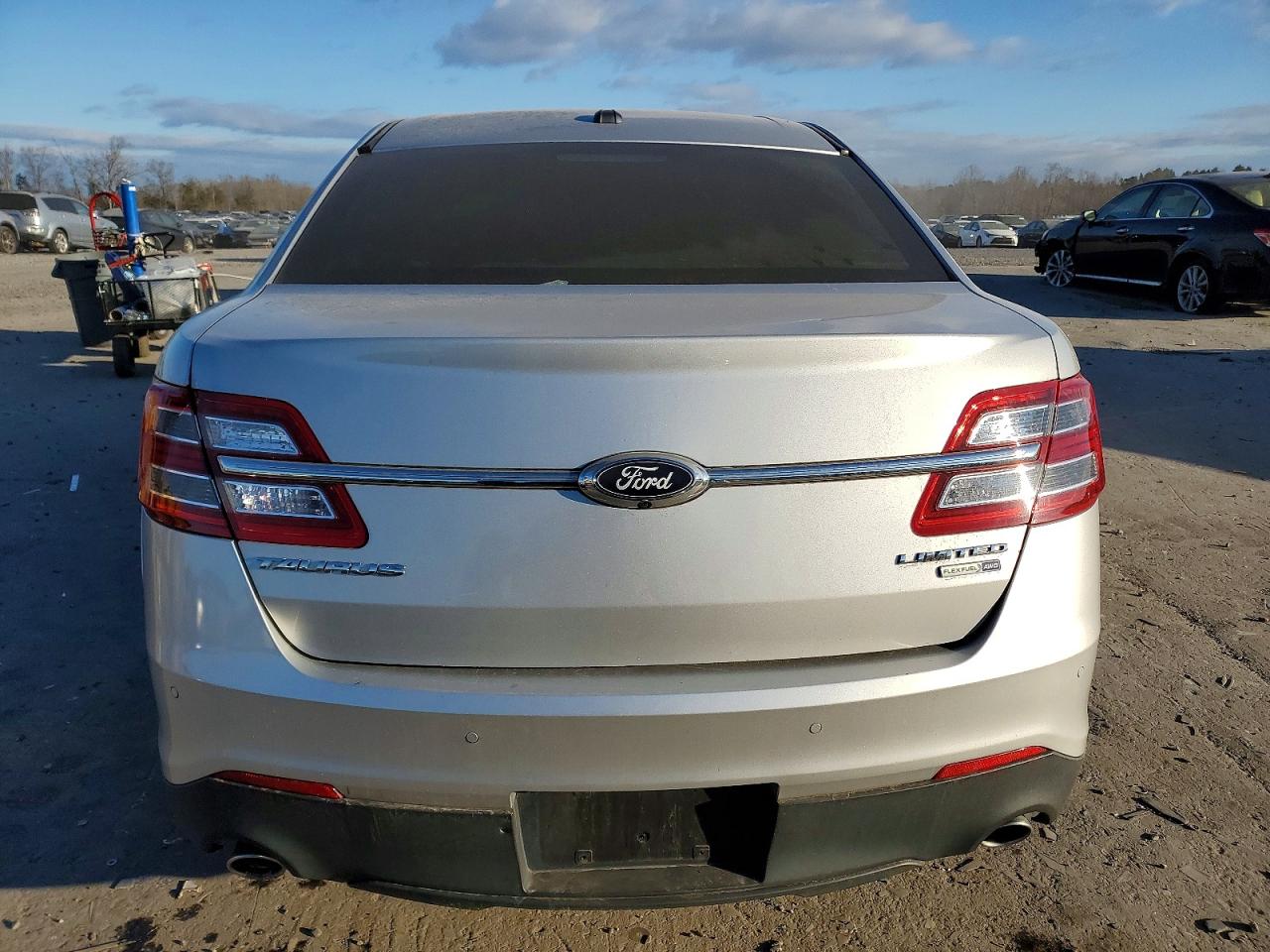 2016 FORD TAURUS LIMITED photo 16