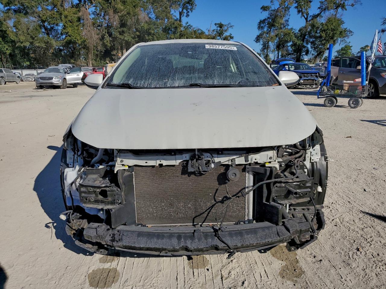 2020 TOYOTA COROLLA LE photo 9