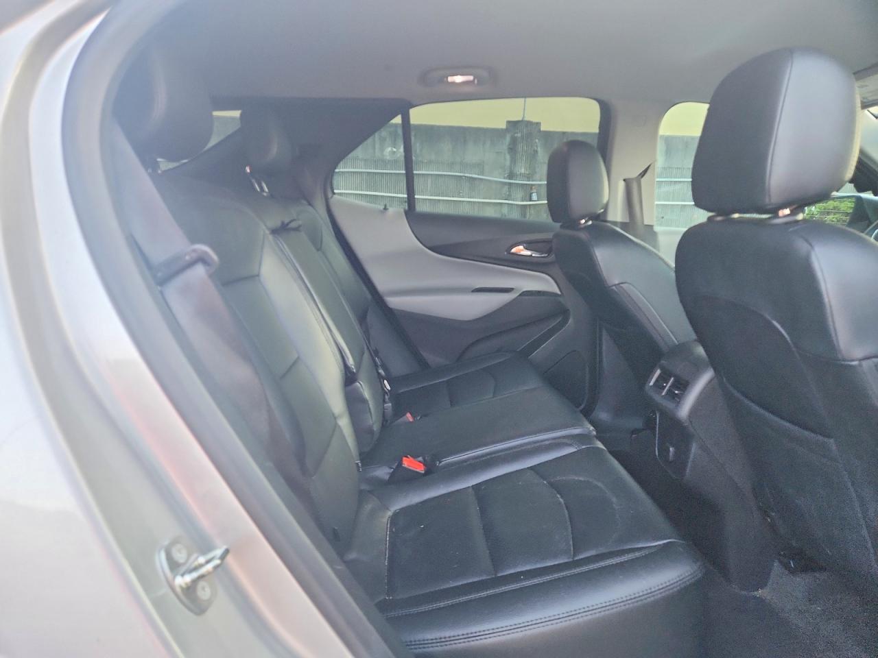 2018 CHEVROLET EQUINOX LT photo 10