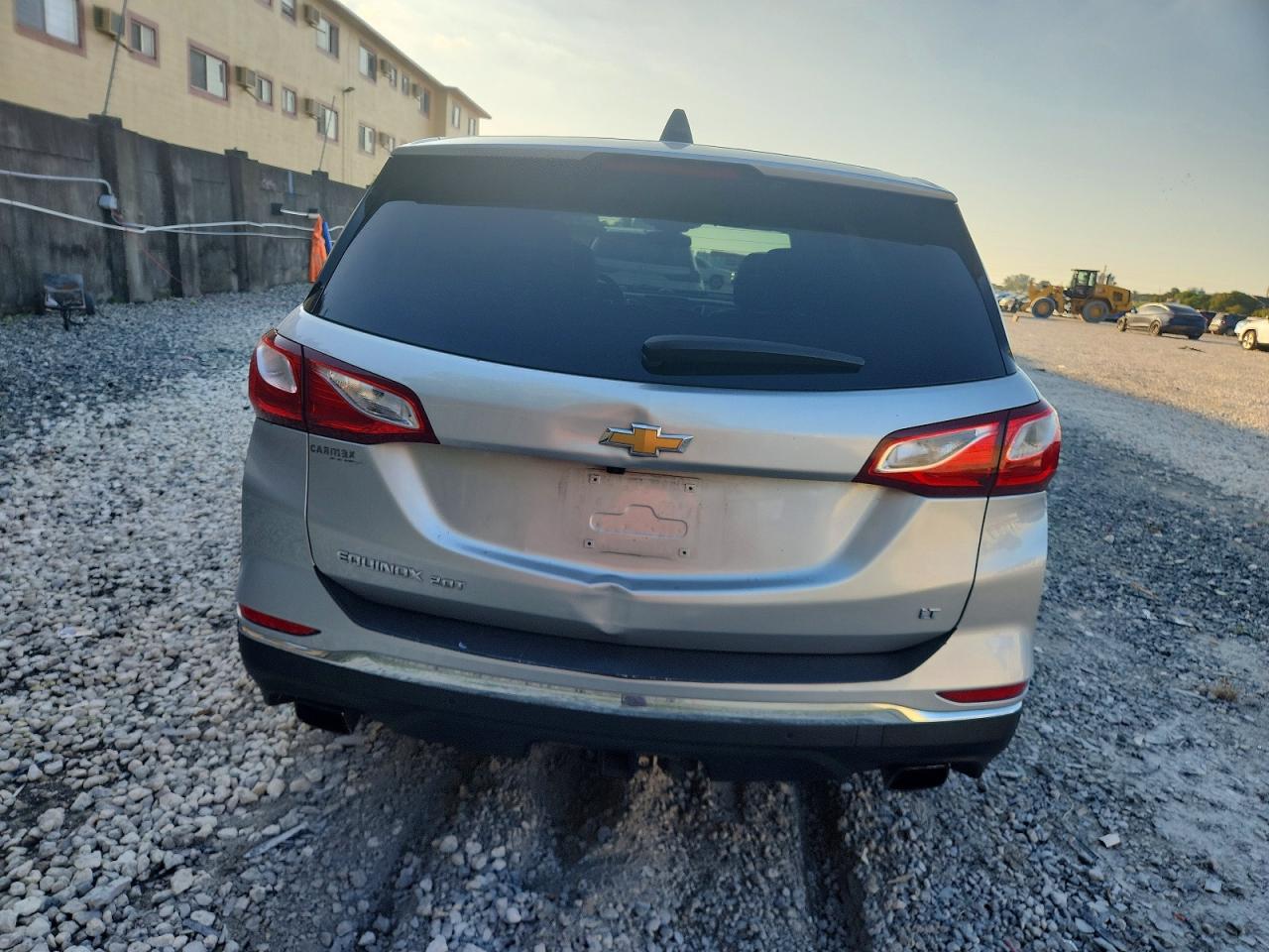 2018 CHEVROLET EQUINOX LT photo 6
