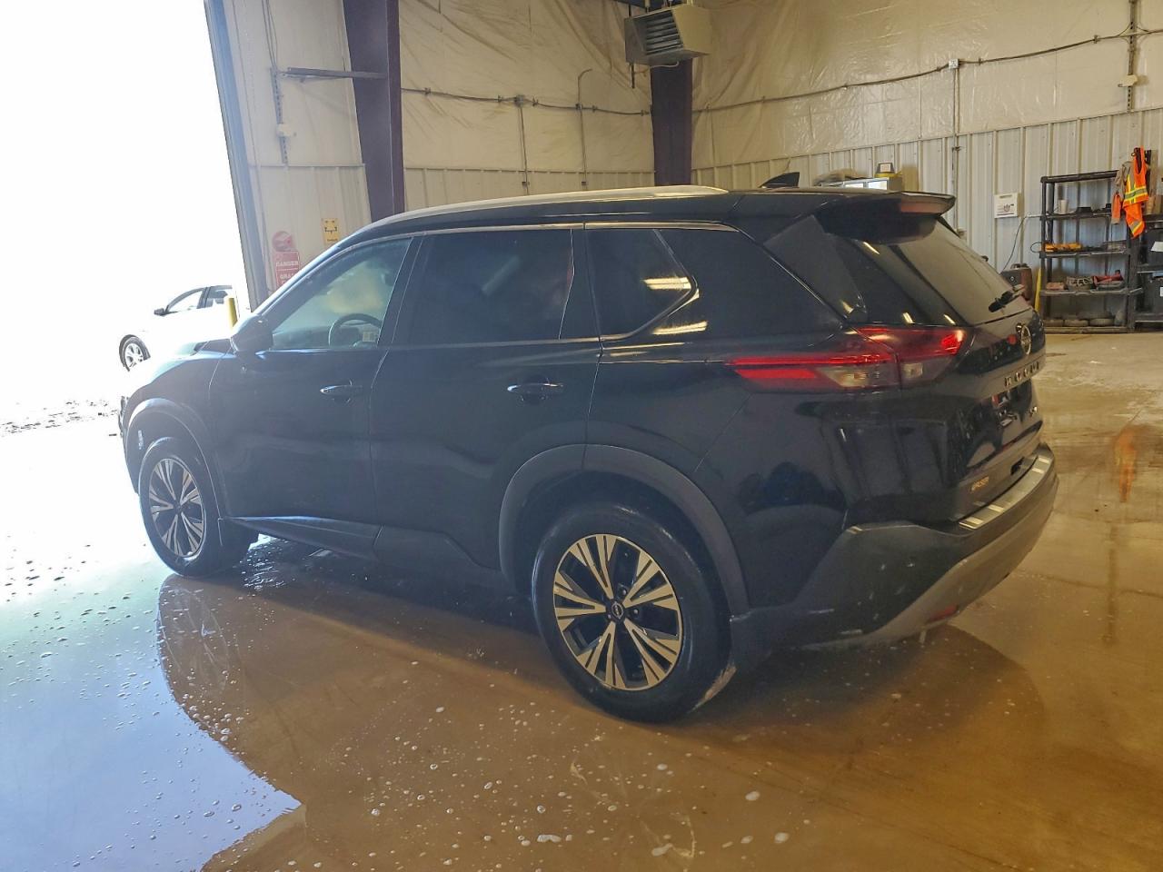2023 NISSAN ROGUE SV photo 2