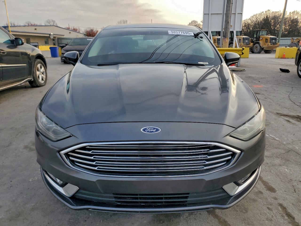 2017 FORD FUSION SE photo 13