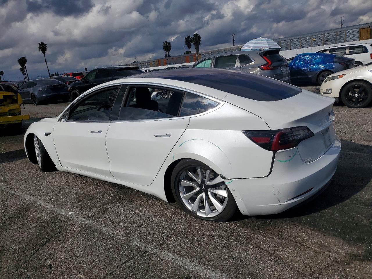 2019 TESLA MODEL 3 photo 4