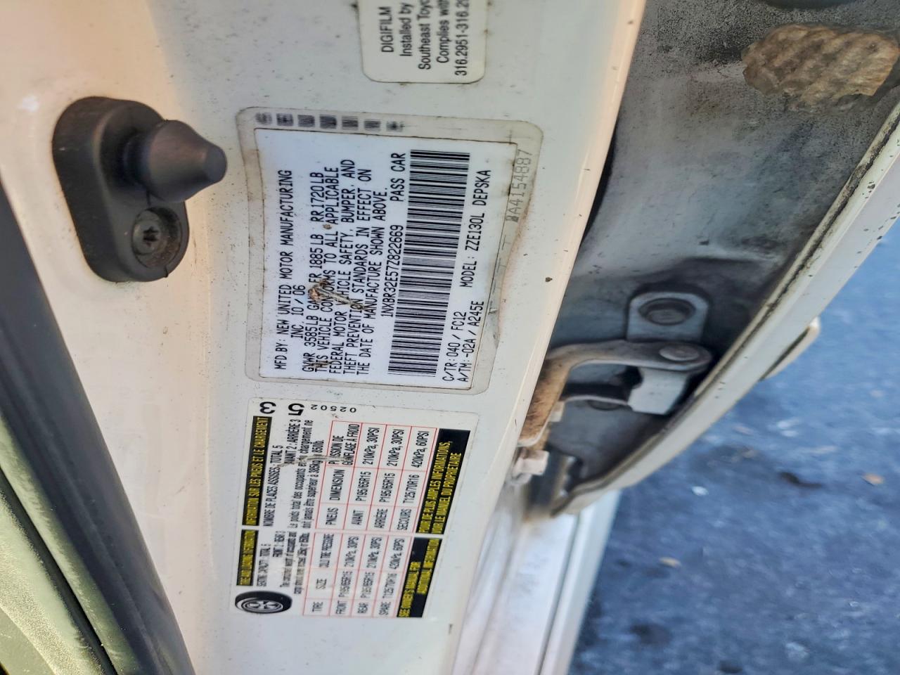 2007 TOYOTA COROLLA CE photo 12