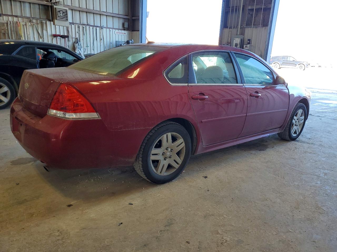 2013 CHEVROLET IMPALA LT photo 3