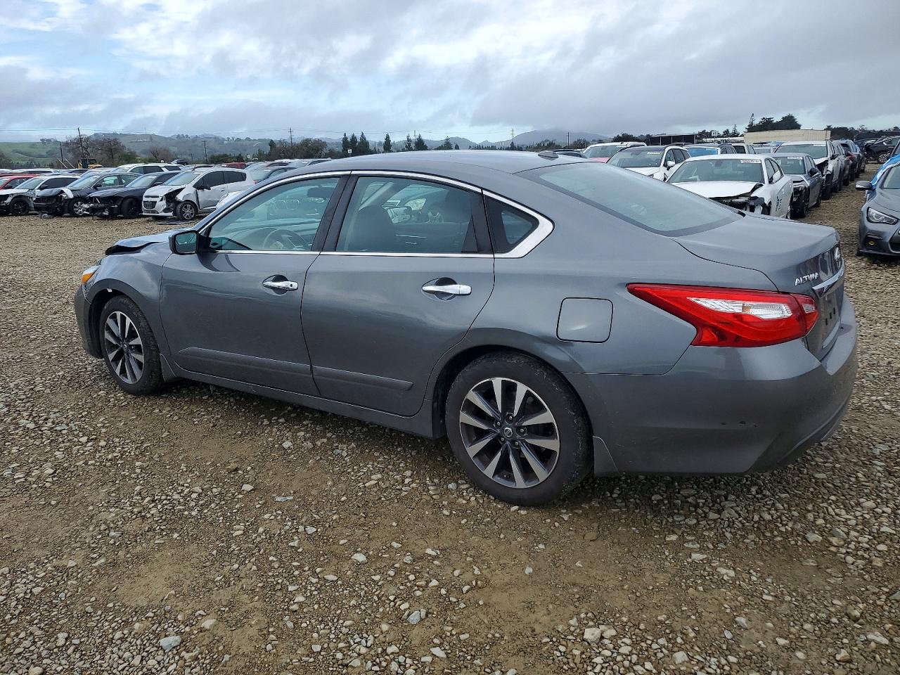 2017 NISSAN ALTIMA 2.5 photo 3