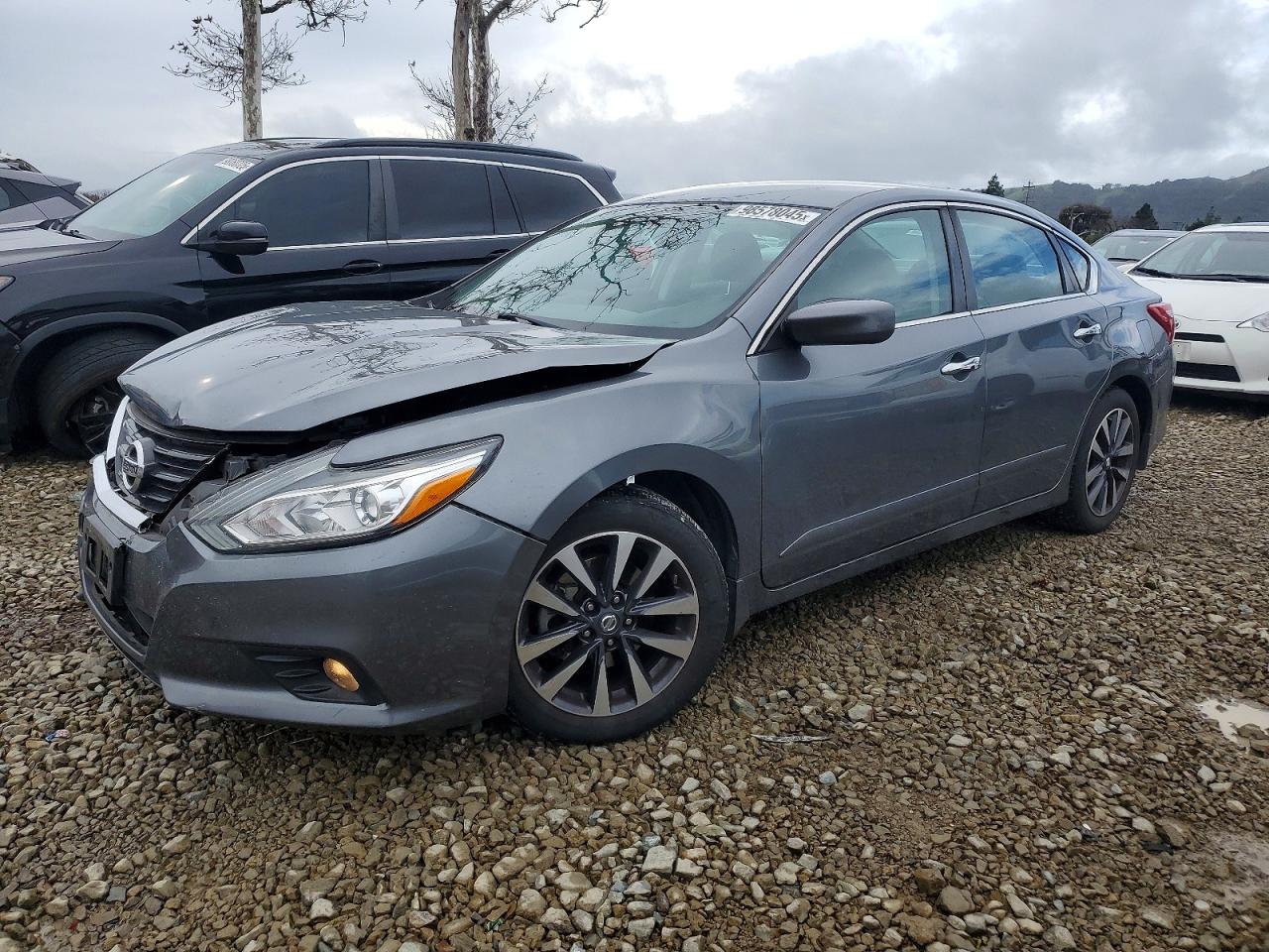 2017 NISSAN ALTIMA
