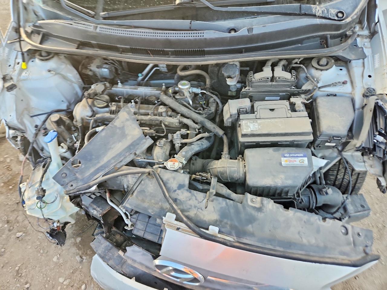 2017 HYUNDAI ACCENT SE photo 11