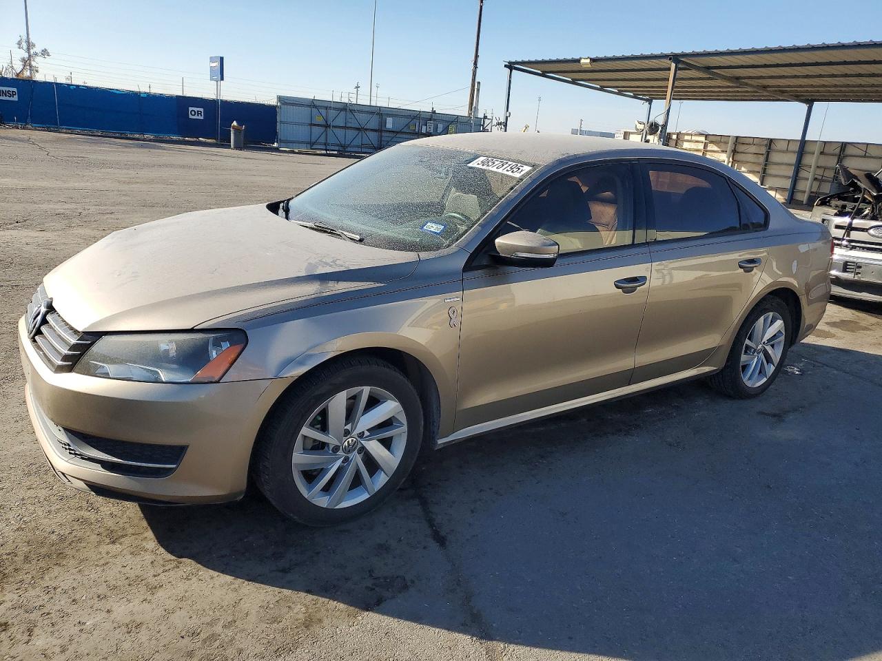 2015 VOLKSWAGEN PASSAT