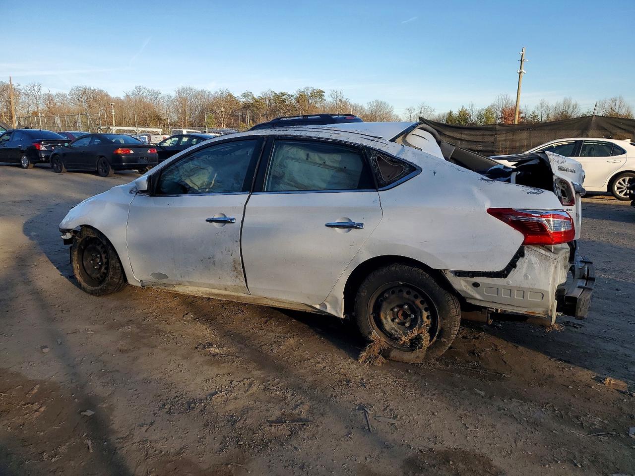 2019 NISSAN SENTRA S photo 2