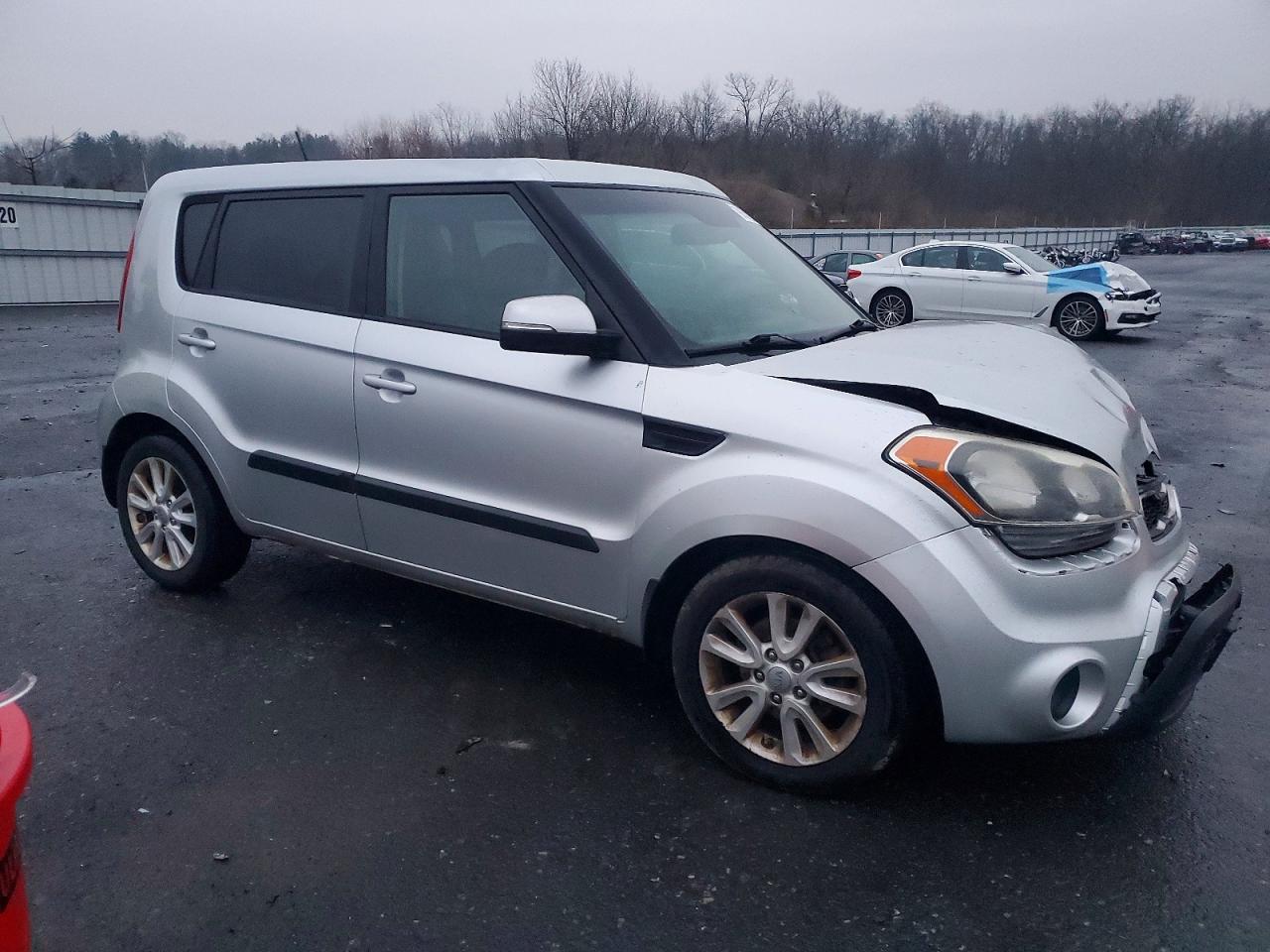 2013 KIA SOUL + photo 7