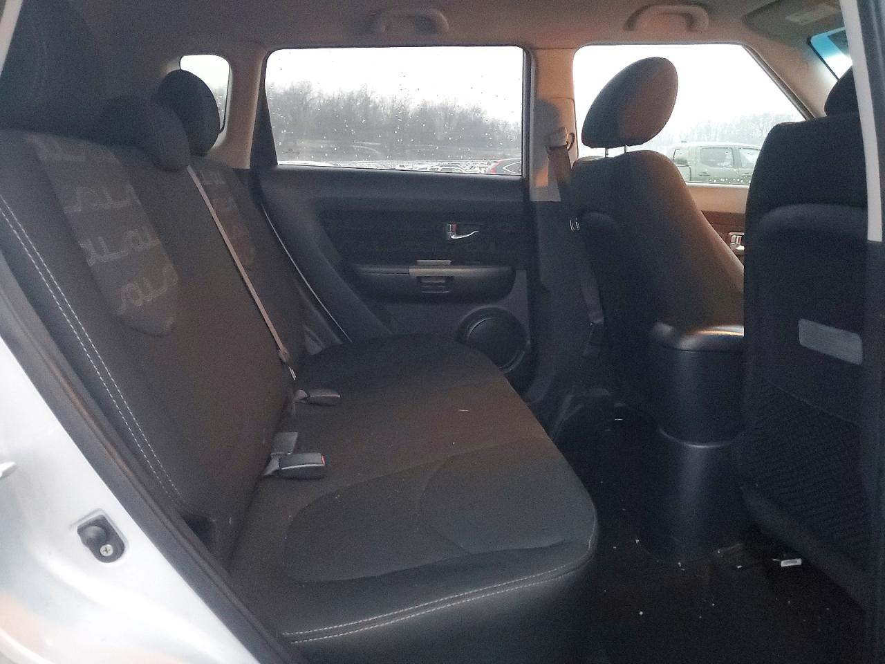 2013 KIA SOUL + photo 19