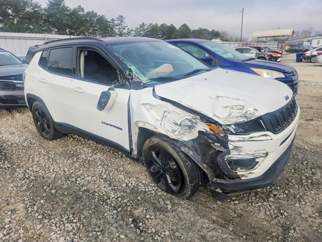 2019 JEEP COMPASS LATITUDE photo 4