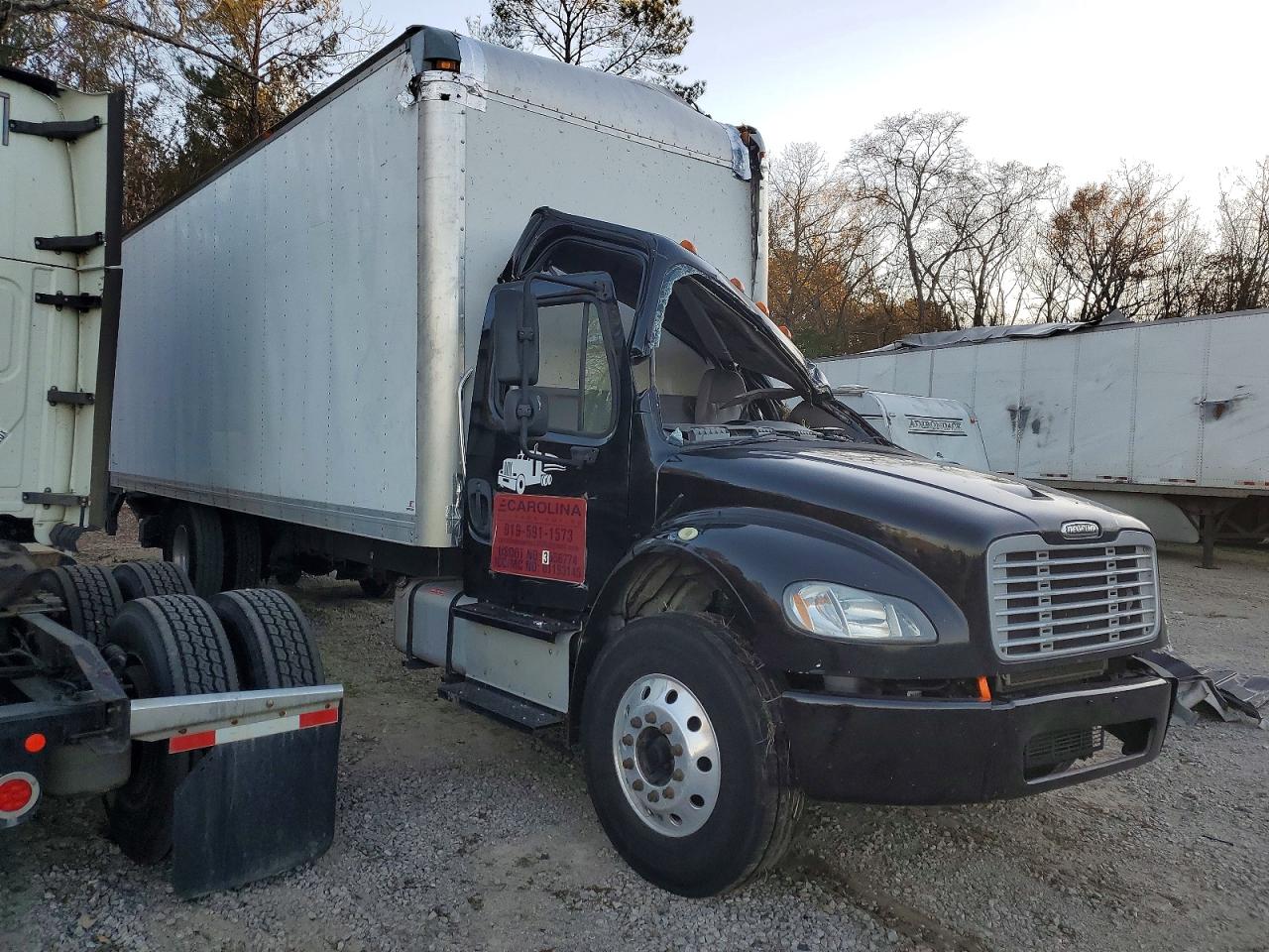2015 FREIGHTLINER BUSINESS CLASS M2 BOX TRUCK photo 4