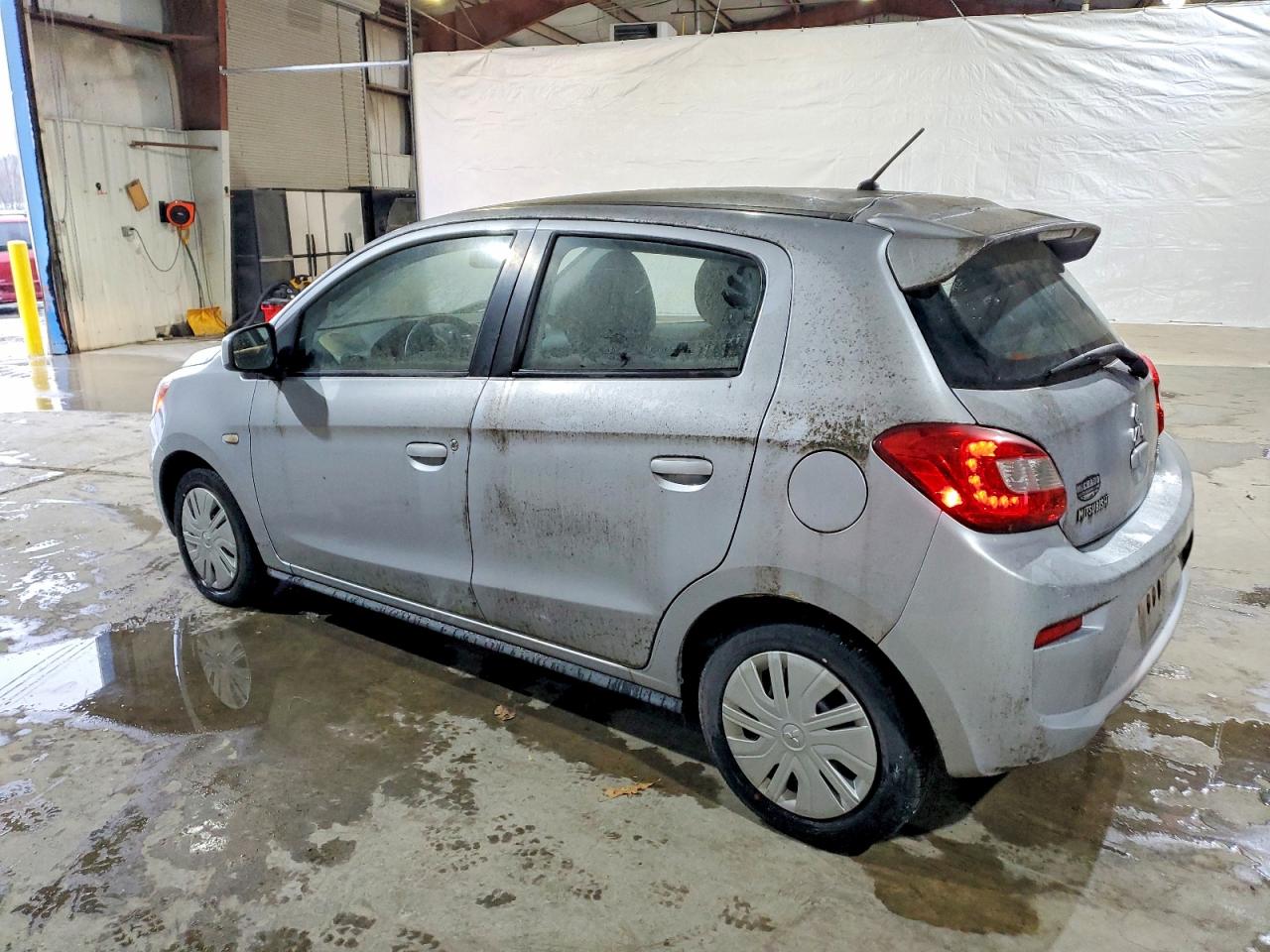 2017 MITSUBISHI MIRAGE ES photo 4