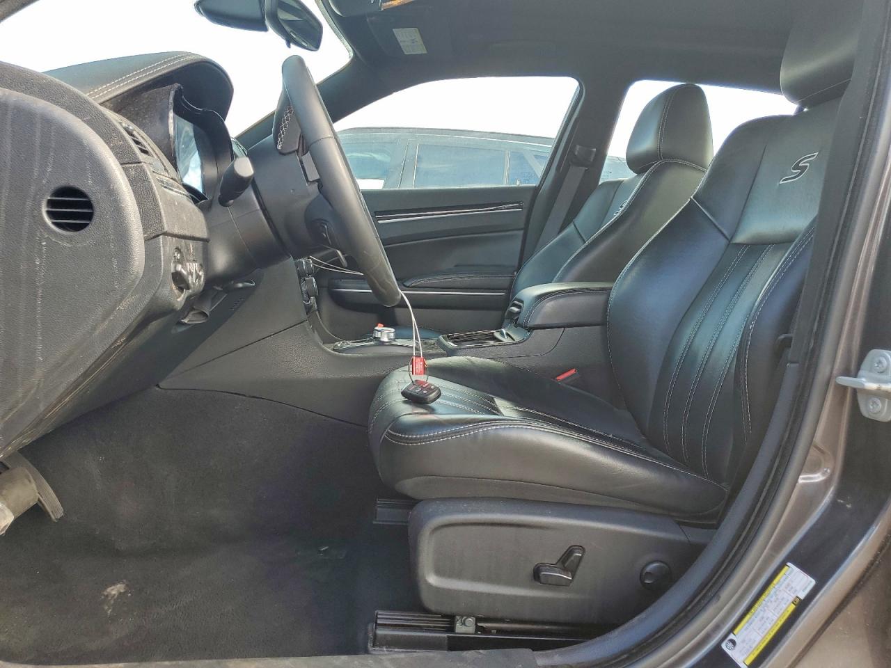 2023 CHRYSLER 300 S photo 7