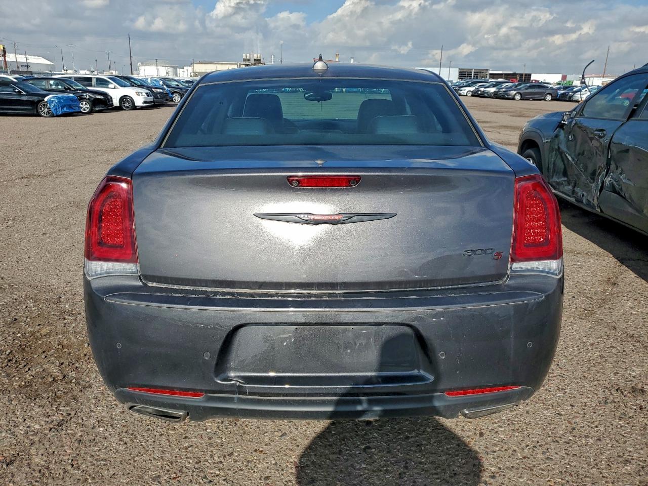 2023 CHRYSLER 300 S photo 6