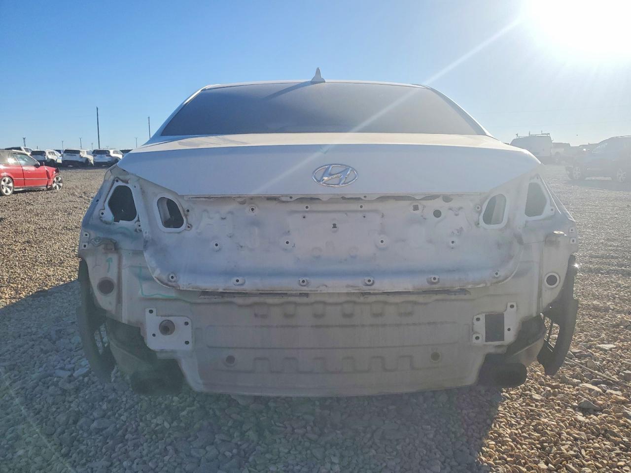 2013 HYUNDAI GENESIS 3.8L photo 6