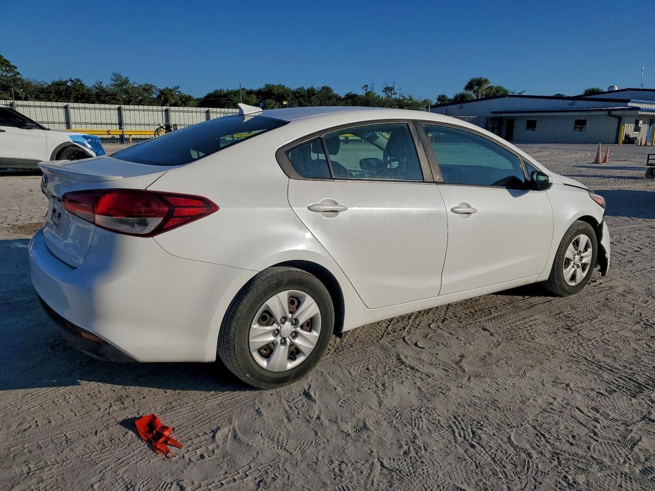 2018 KIA FORTE LX photo 3