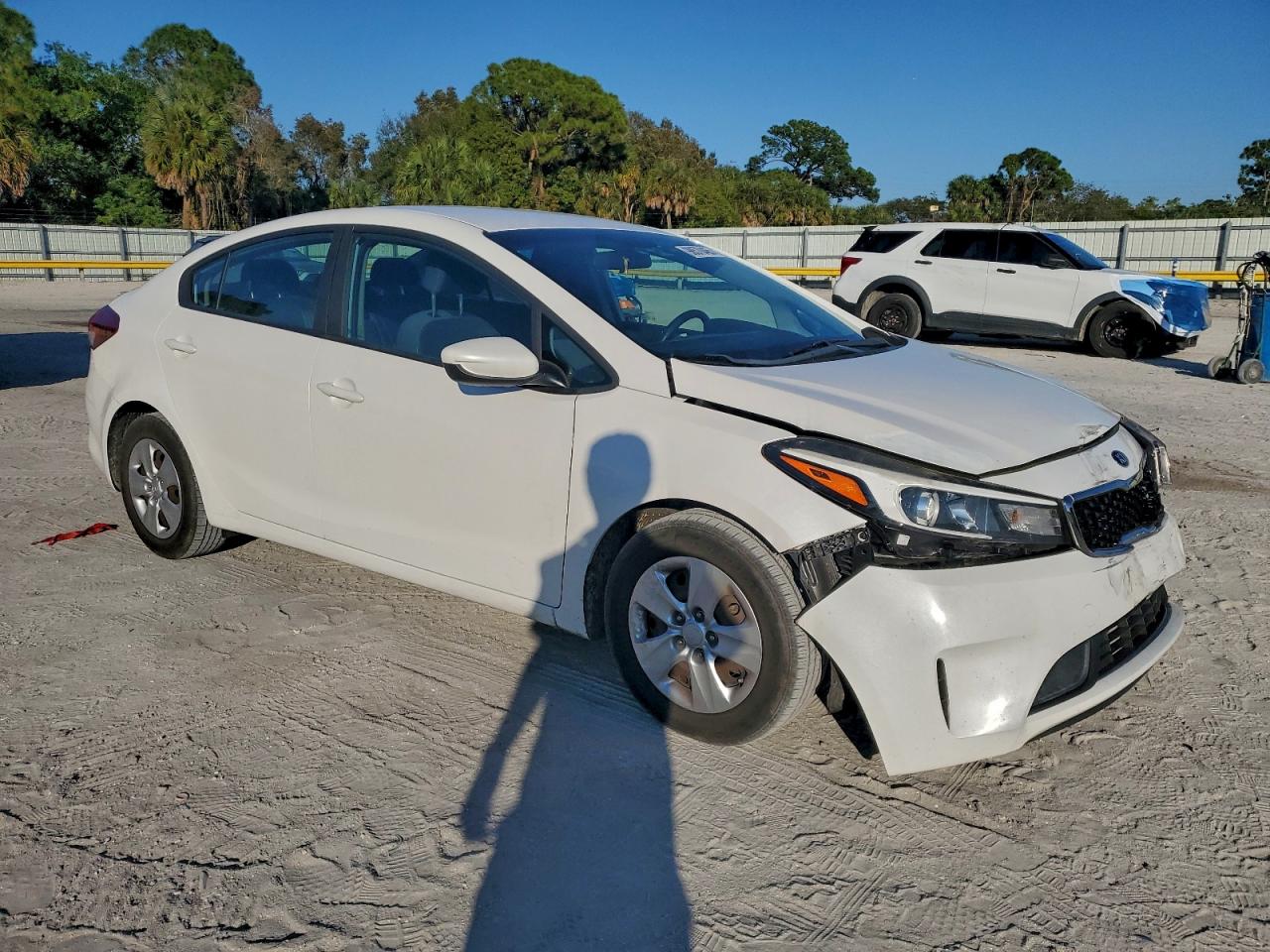 2018 KIA FORTE LX photo 4