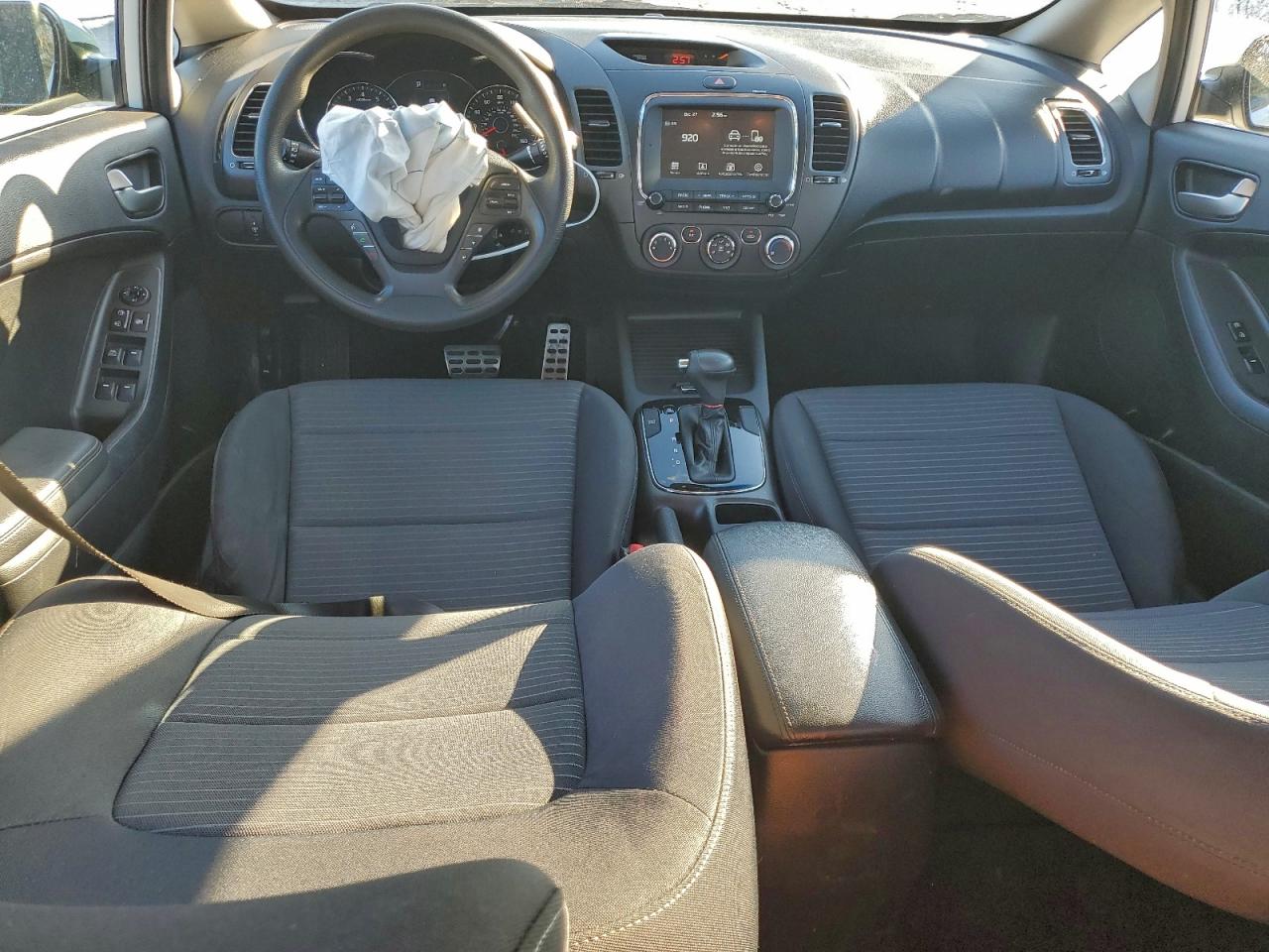 2018 KIA FORTE LX photo 8