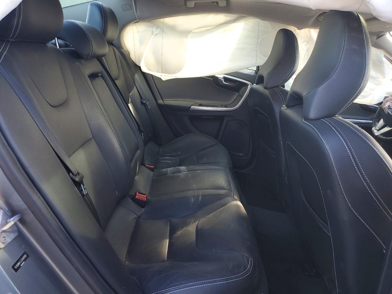 2018 VOLVO S60 DYNAMIC photo 10