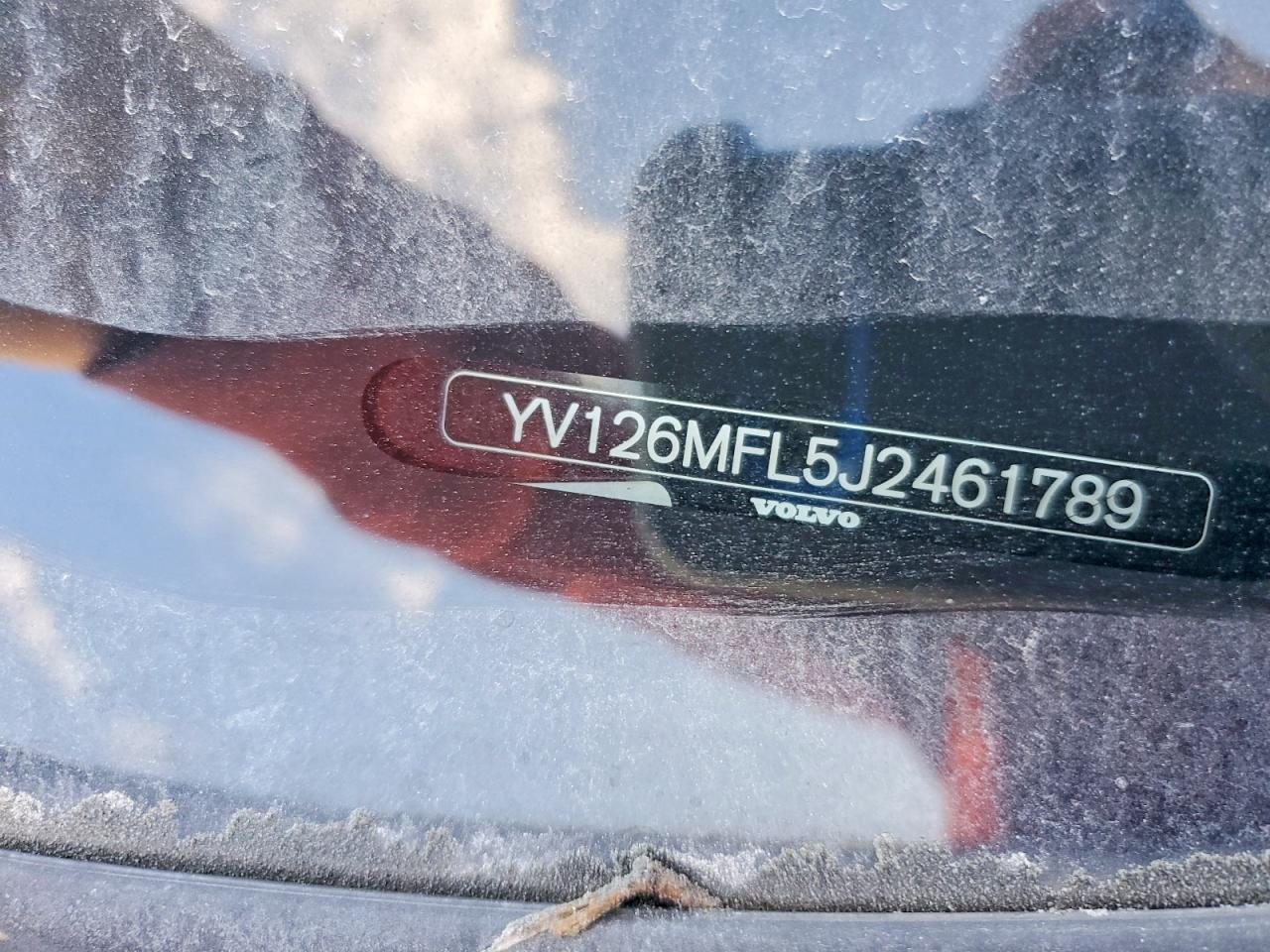 2018 VOLVO S60 DYNAMIC photo 13