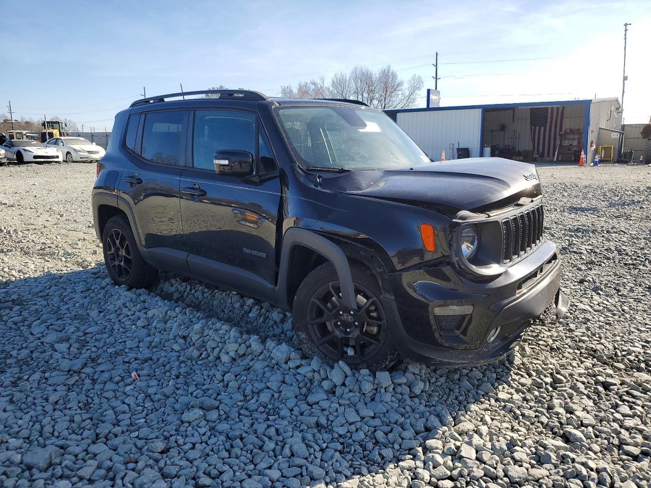2019 JEEP RENEGADE LATITUDE photo 4