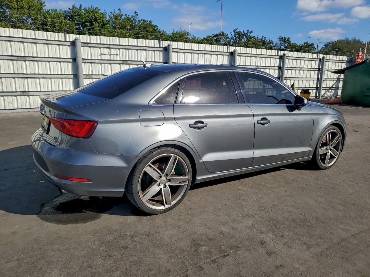2015 AUDI A3 PREMIUM PLUS photo 3