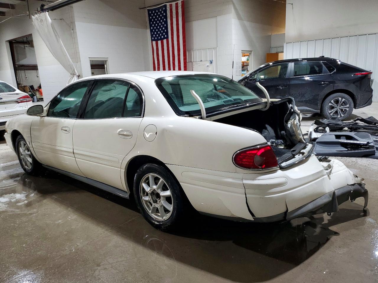 2004 BUICK LESABRE LIMITED photo 2