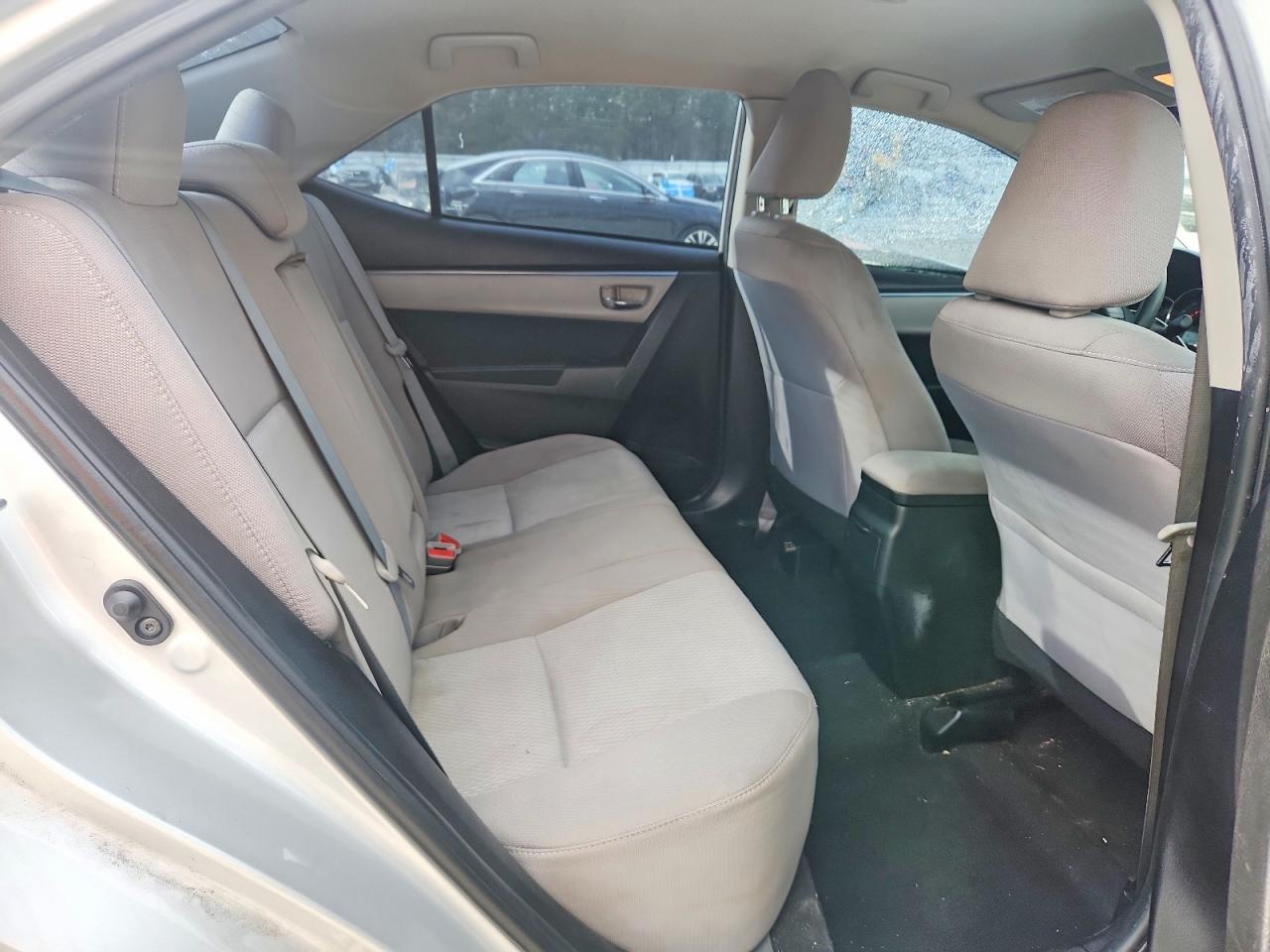 2016 TOYOTA COROLLA L photo 10