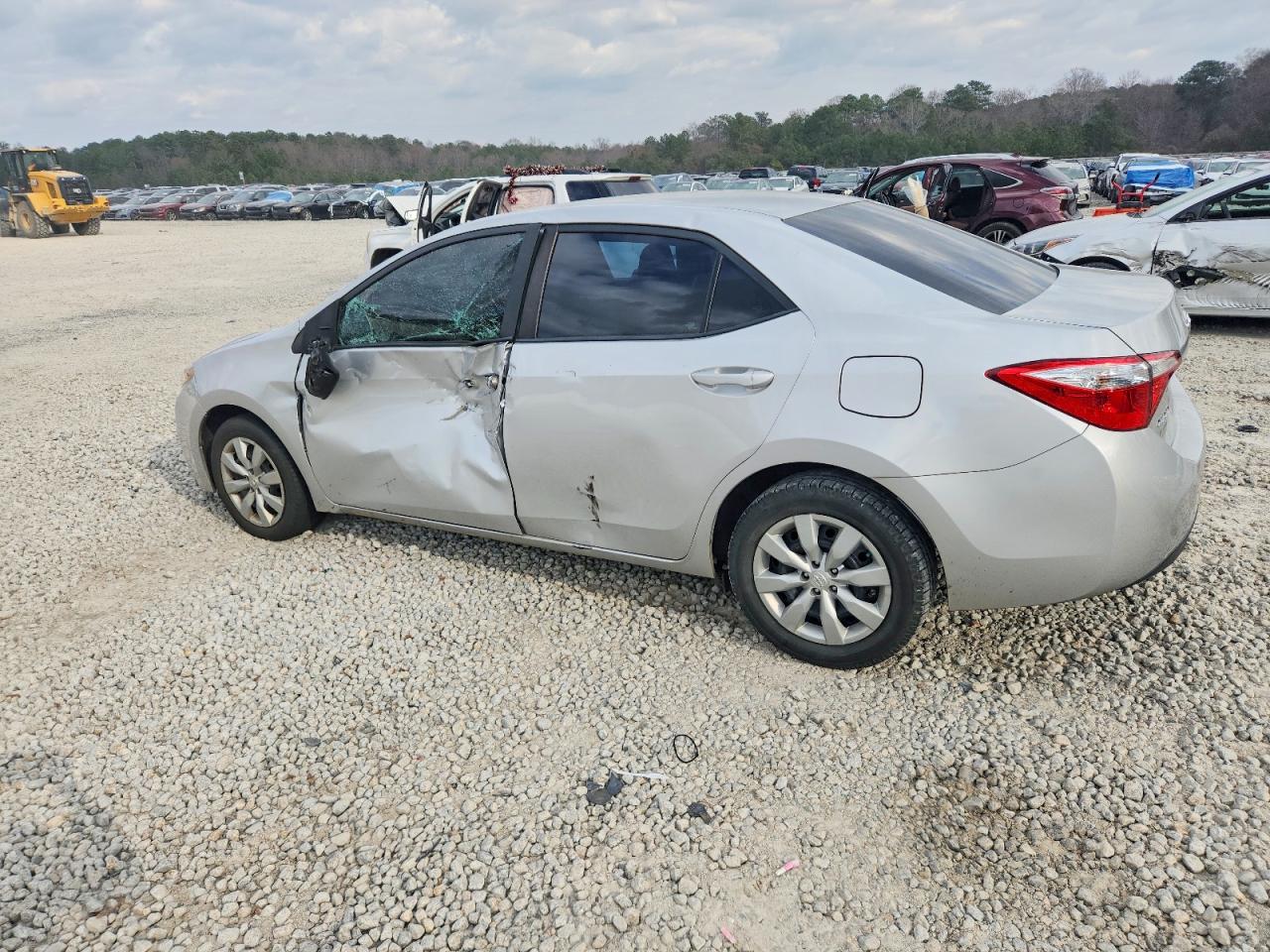 2016 TOYOTA COROLLA L photo 2