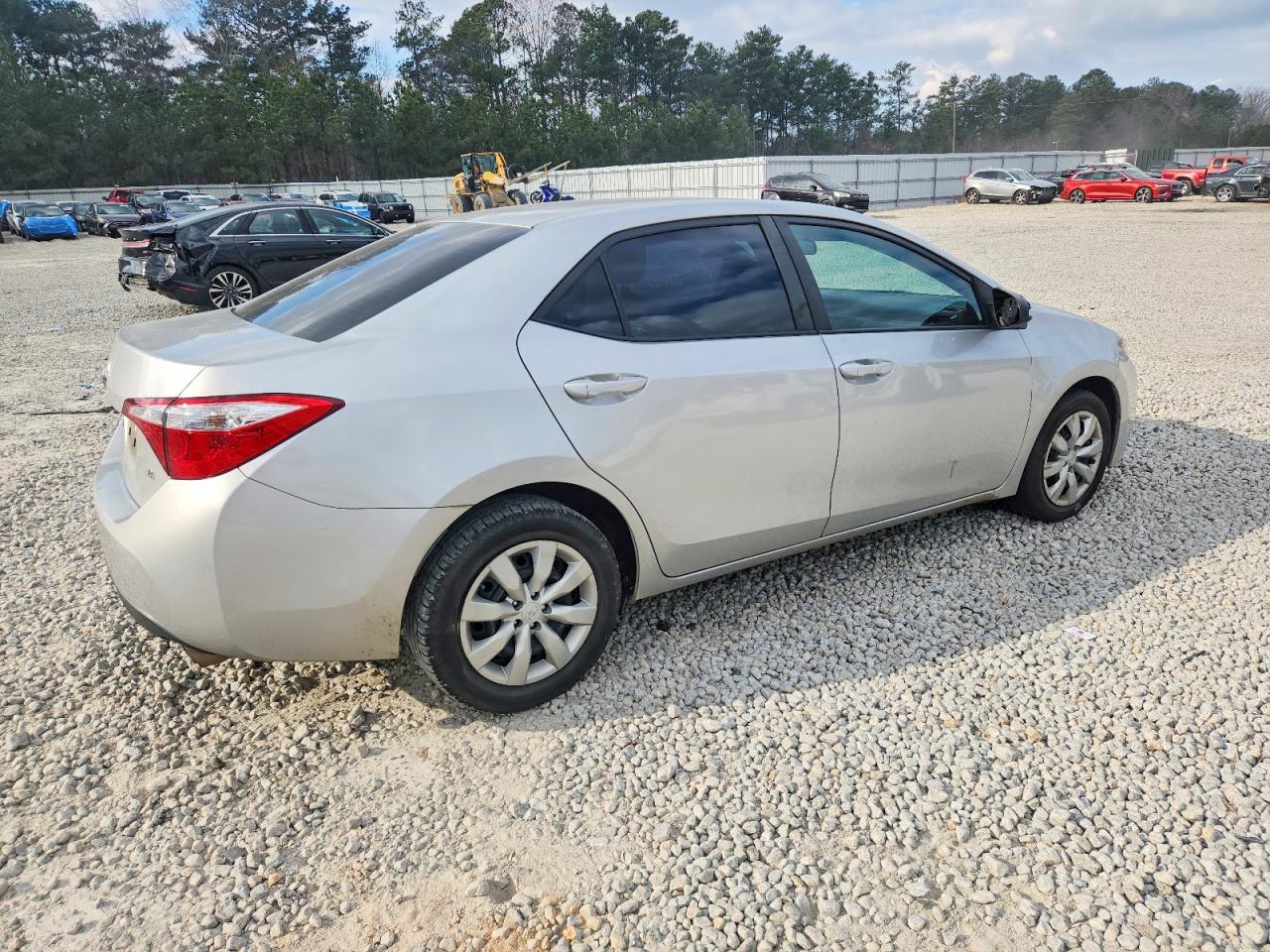 2016 TOYOTA COROLLA L photo 3