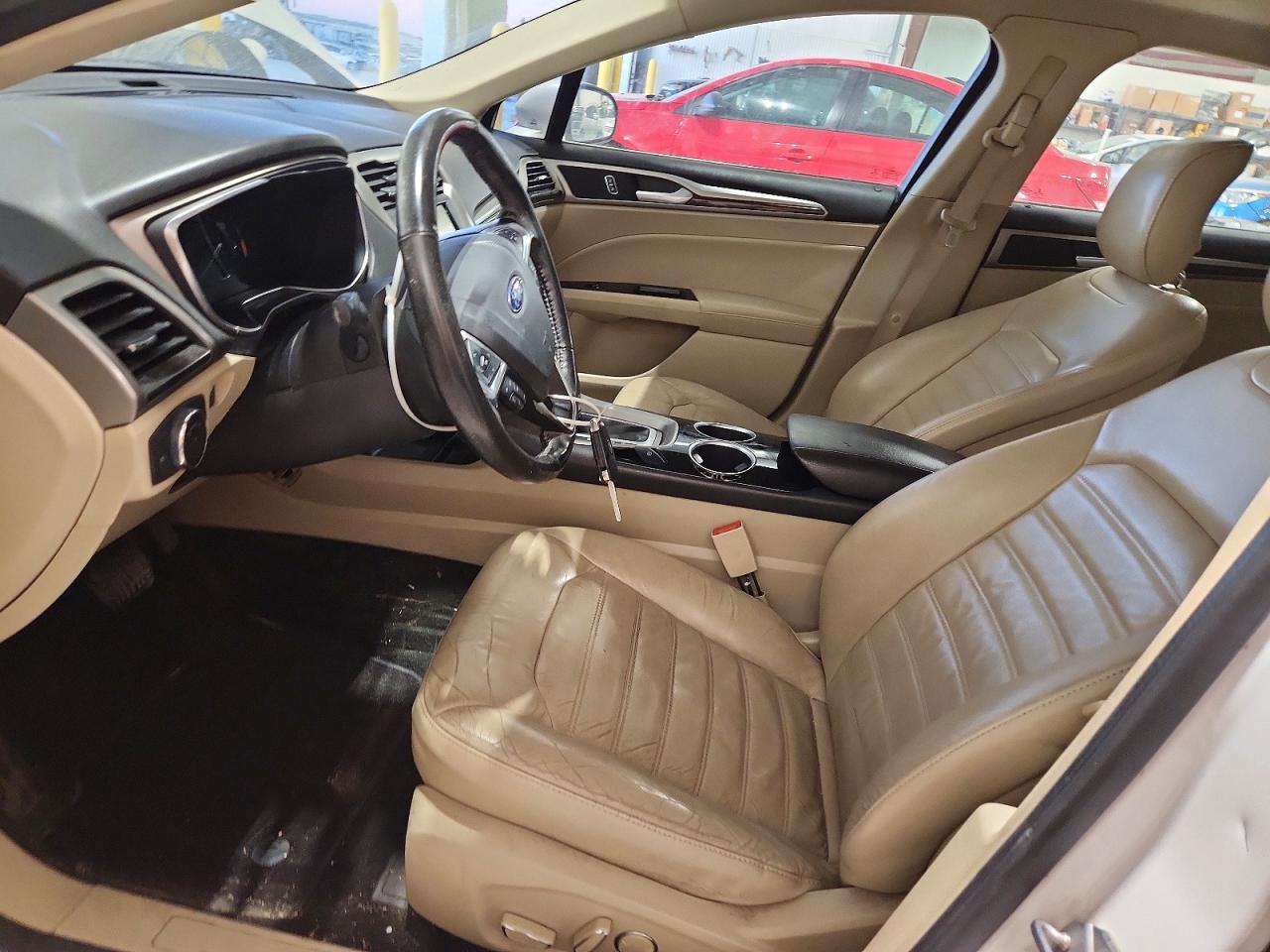 2013 FORD FUSION SE photo 13