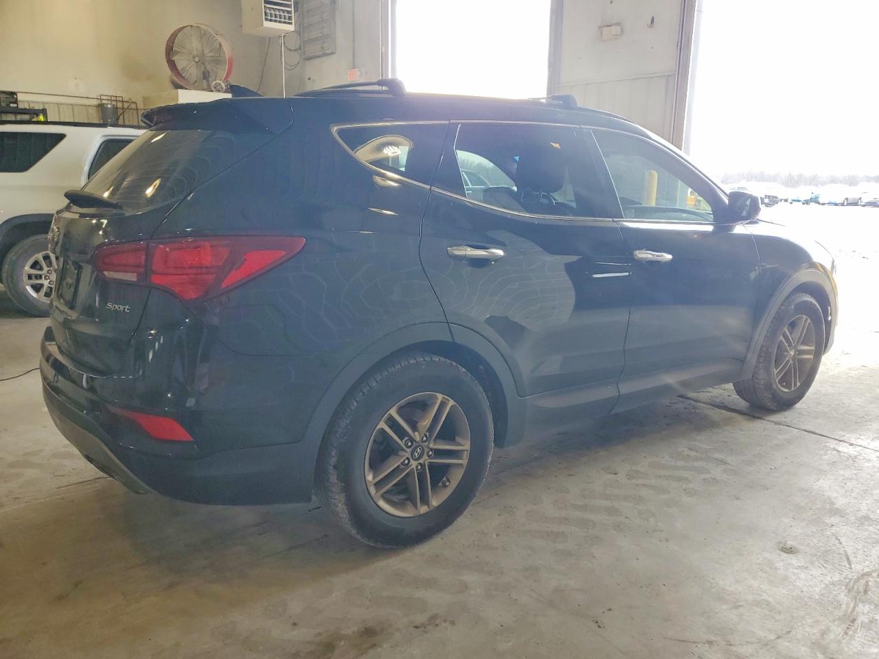 2017 HYUNDAI SANTA FE SPORT photo 3