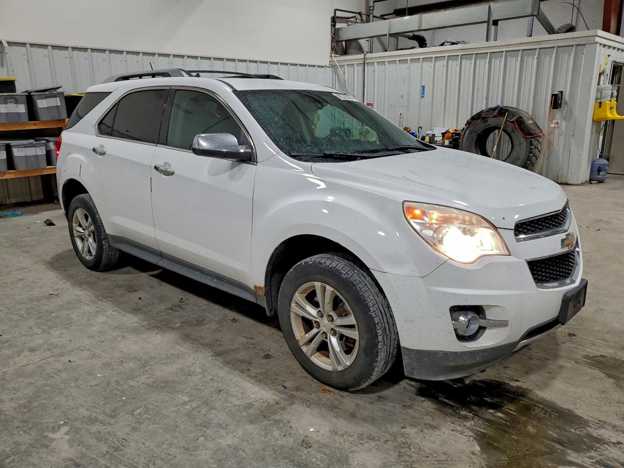 2013 CHEVROLET EQUINOX photo 4