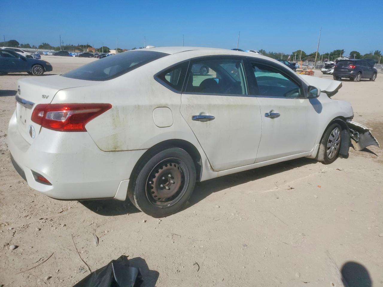 2017 NISSAN SENTRA S photo 3
