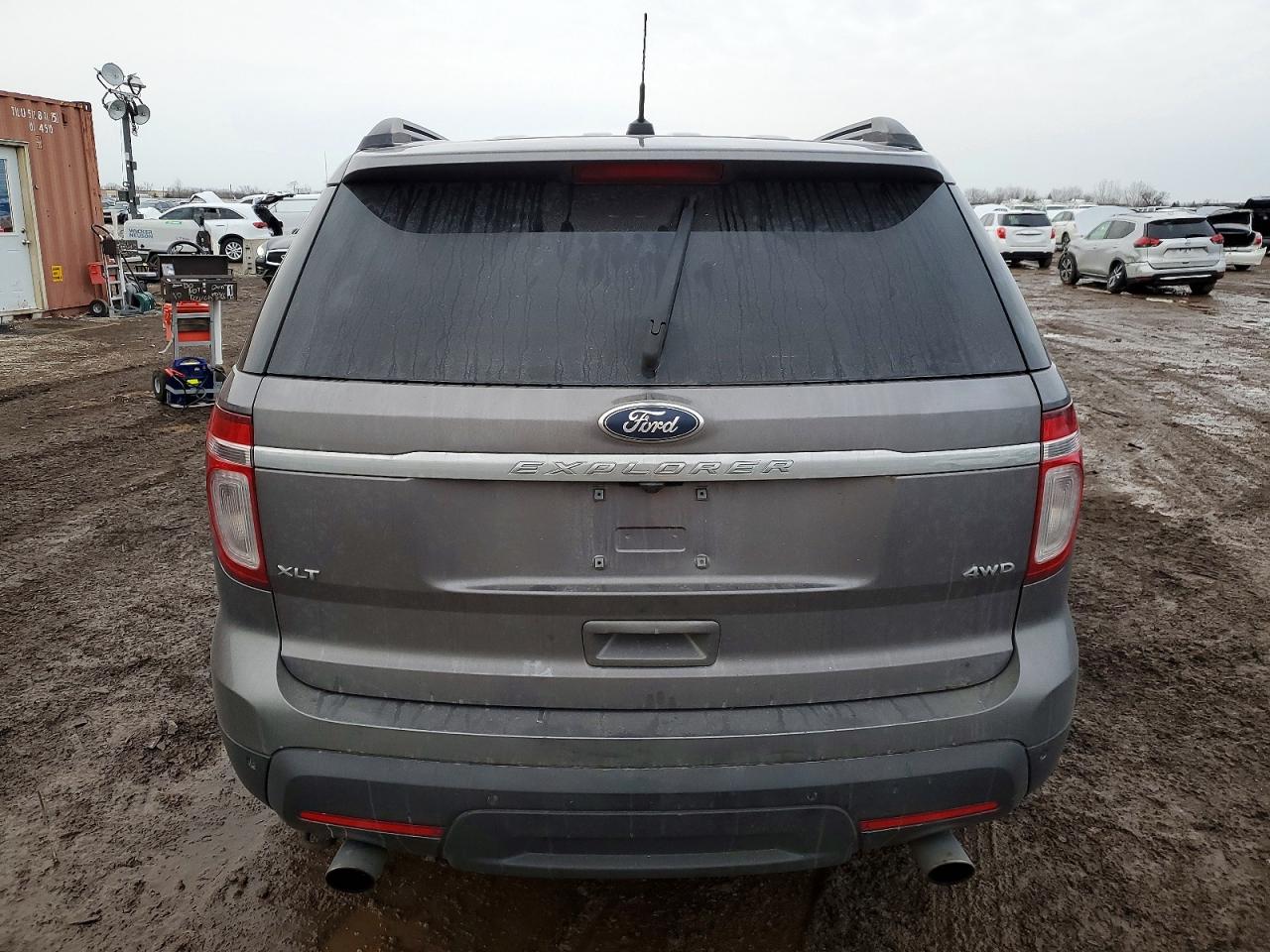2013 FORD EXPLORER XLT photo 6