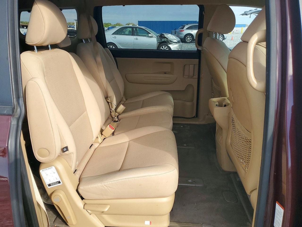 2016 KIA SEDONA LX photo 11