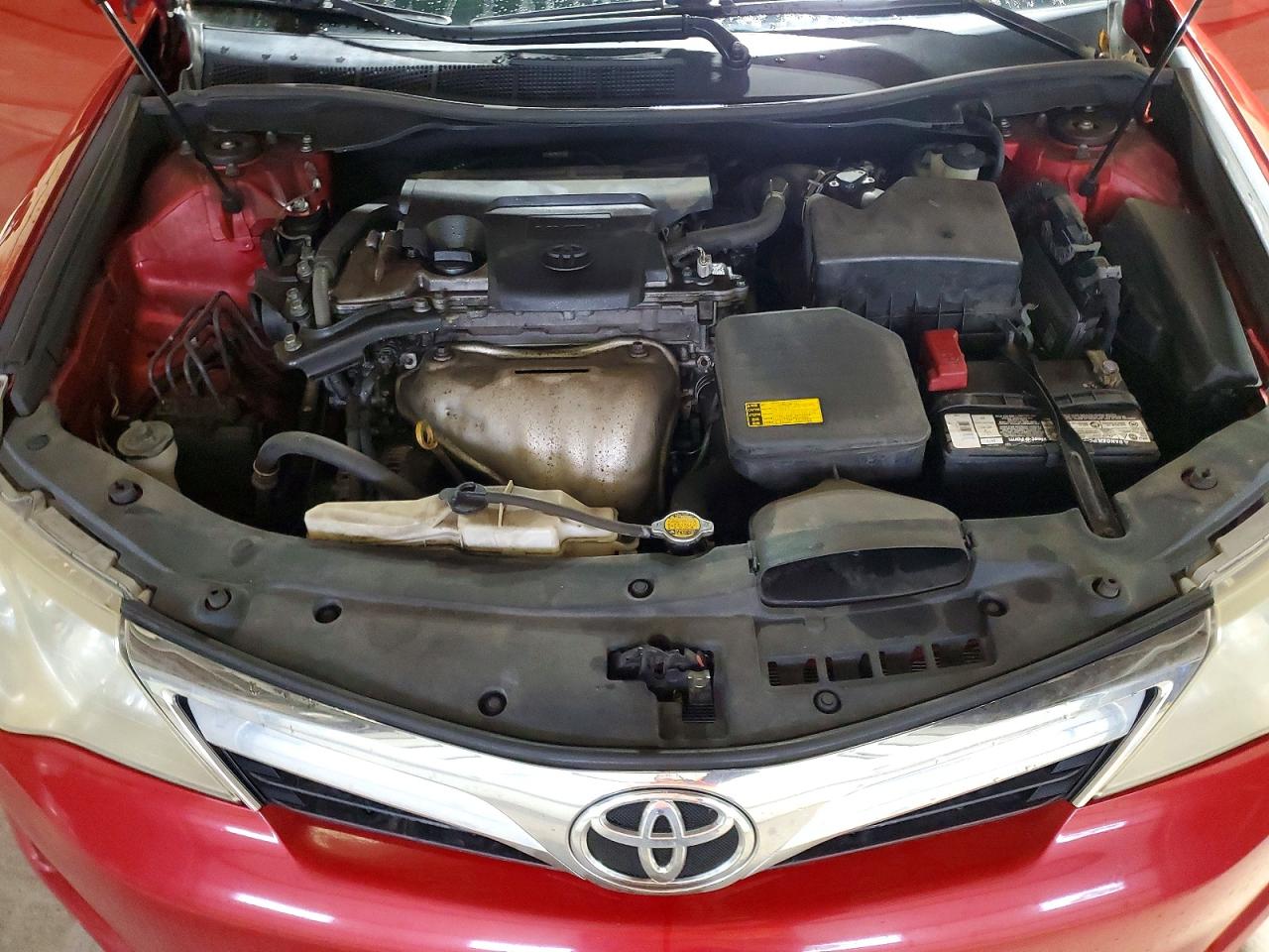 2013 TOYOTA CAMRY L photo 11