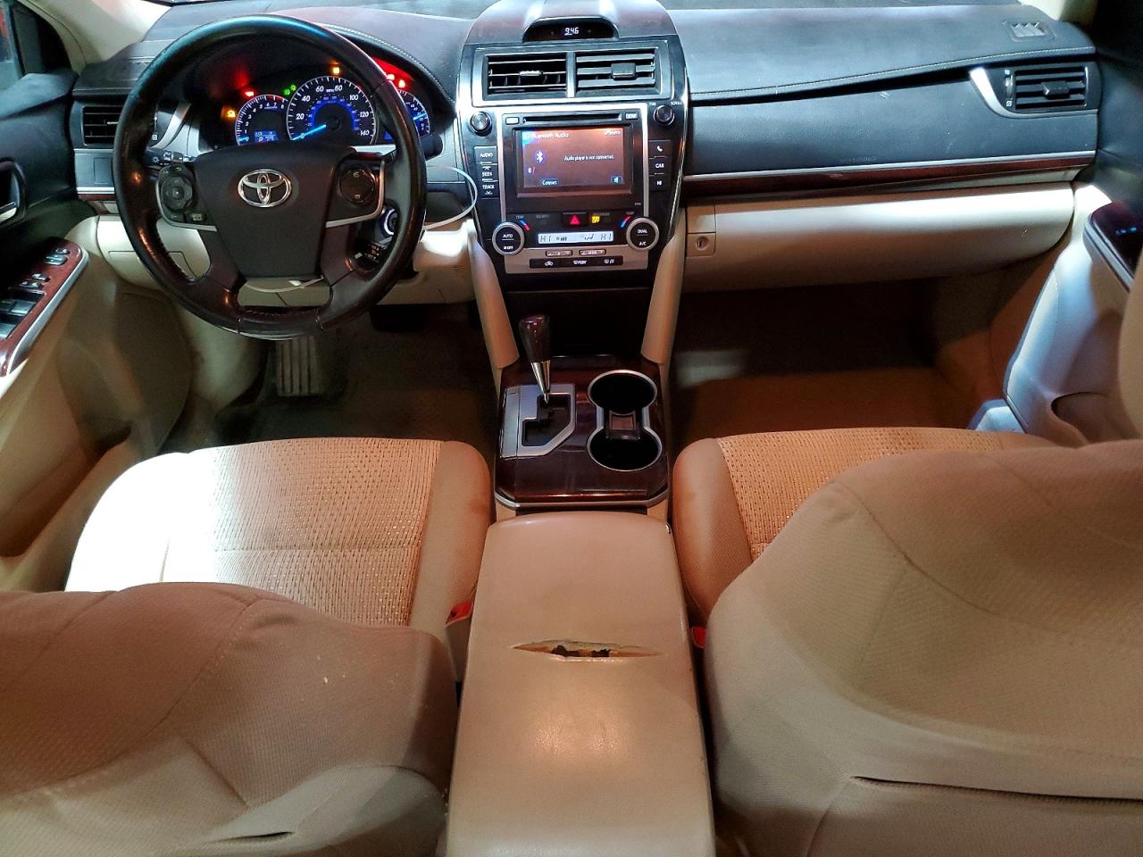 2013 TOYOTA CAMRY L photo 8