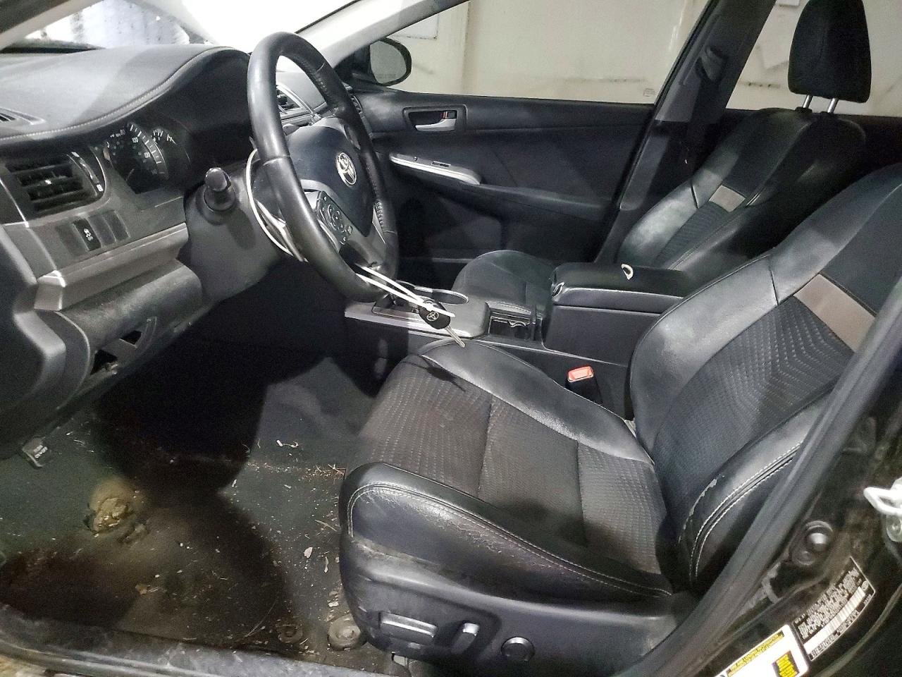 2012 TOYOTA CAMRY BASE photo 7