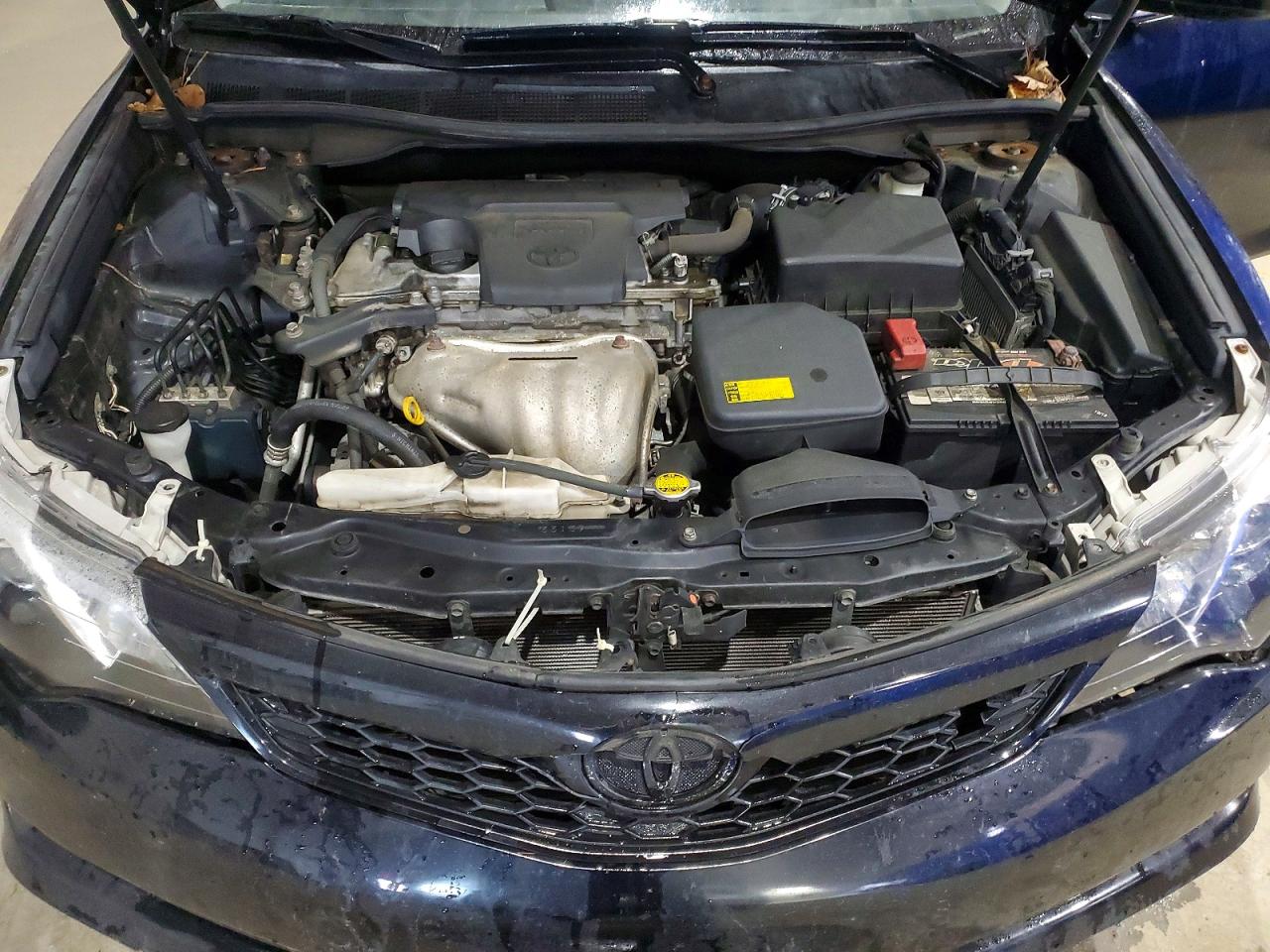 2012 TOYOTA CAMRY BASE photo 11