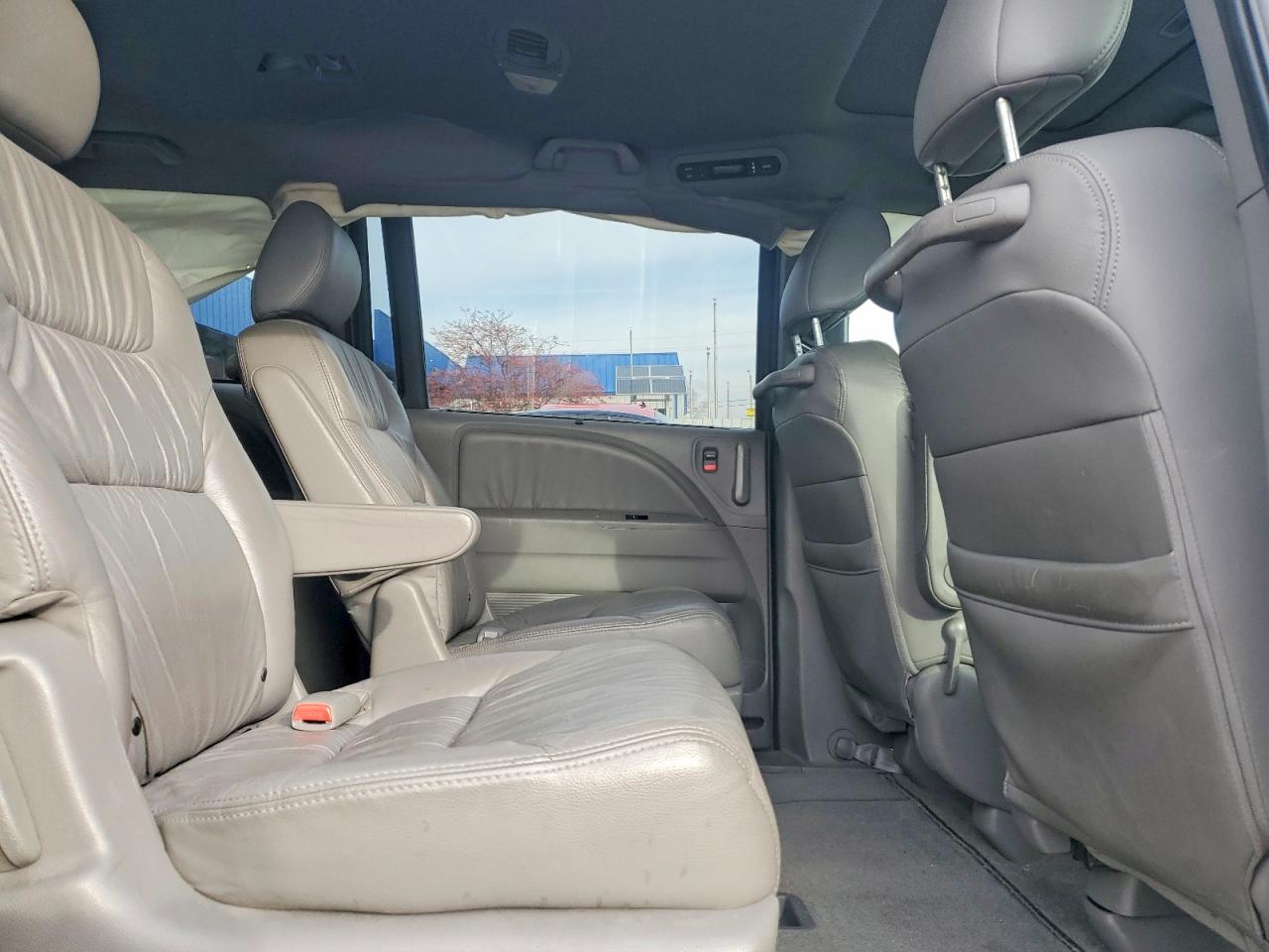 2010 HONDA ODYSSEY EXL photo 11