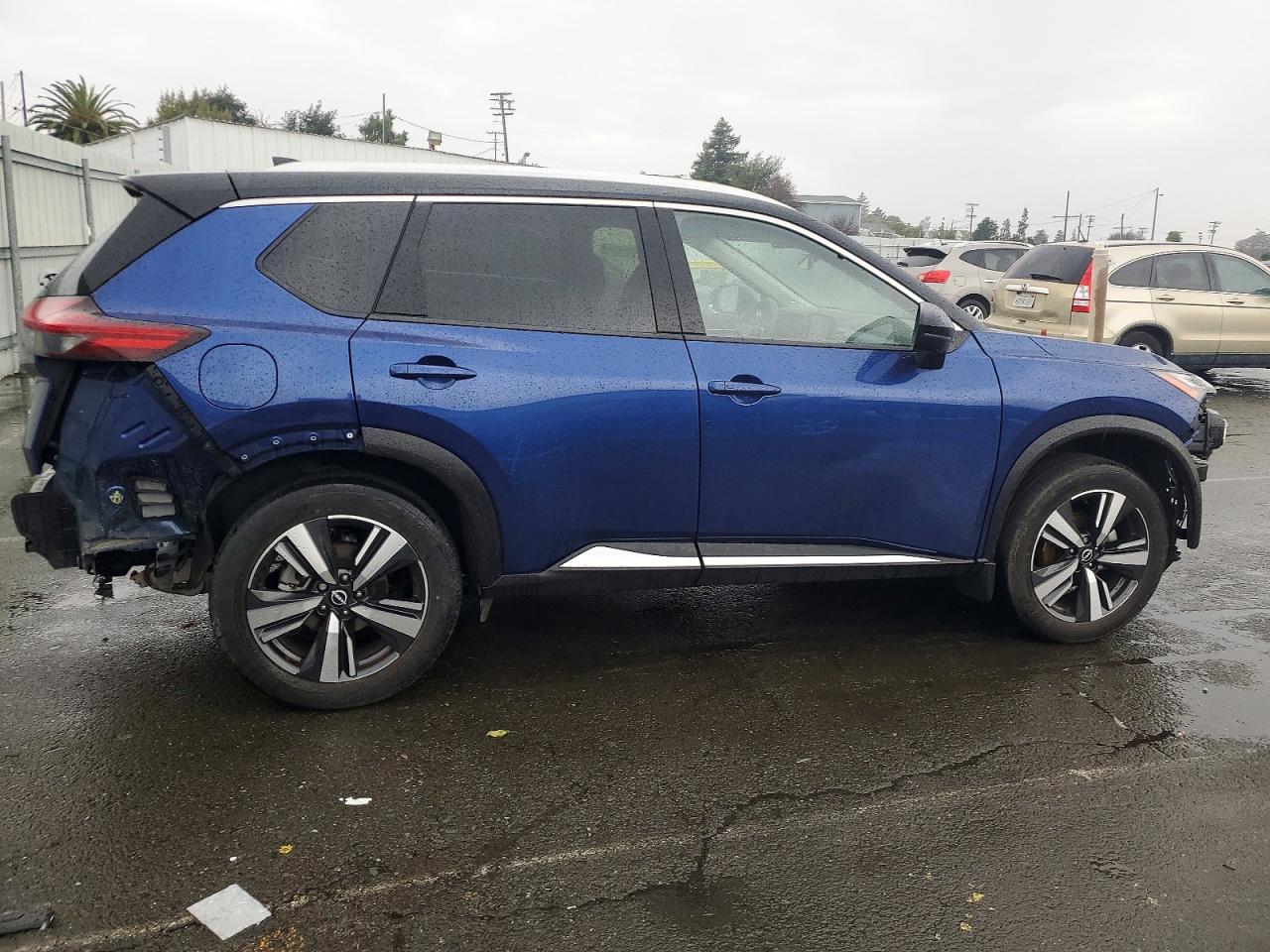 2023 NISSAN ROGUE PLATINUM photo 3
