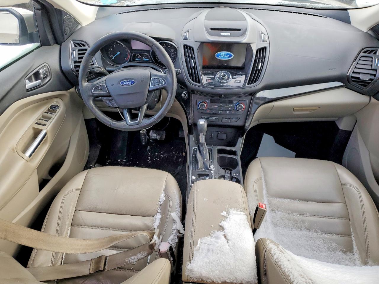 2017 FORD ESCAPE TITANIUM photo 8